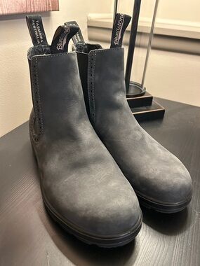 BLUNDSTONE #1630 Chelsea Boots, Rustic Black, AU 7/US Women 10, Men 8/EURO 41